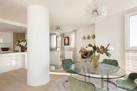 Ático de 4 dormitorios en venta en Barcelona, Cataluña, Spain № 4377 - foto 21