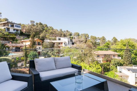 Villa de 6 dormitorios en venta en Barcelona, Cataluña, Spain № 4382 - foto 27