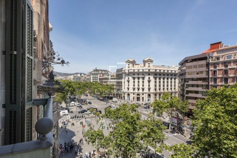 4 bedrooms apartment for sale in Barcelona, Catalonia, Spain № 4378 - photo 28