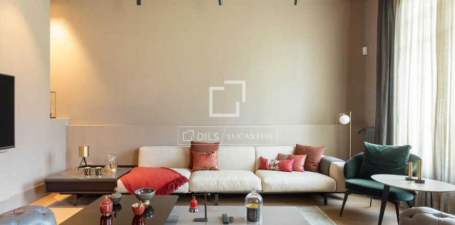 4 bedrooms apartment for sale in Barcelona, Catalonia, Spain № 4378