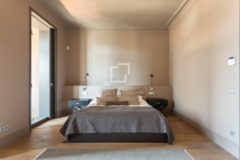 4 bedrooms apartment for sale in Barcelona, Catalonia, Spain № 4378 - photo 17