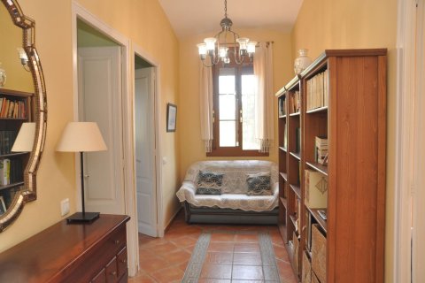 Купить дом в Матаро, Испания с 6 комнат, 380м², № 7665 - фото 26