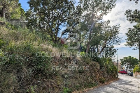 1232 sq.m. land plot for sale in Roses, Girona, Catalonia, Spain № 7668 - photo 3