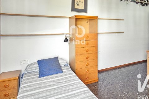 Apartamento de 4 dormitorios en venta en Barcelona, Cataluña, Spain № 7434 - foto 4