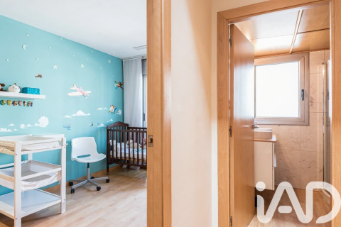 Casa adosada de 4 dormitorios en venta en Barcelona, Cataluña, Spain № 7435 - foto 16