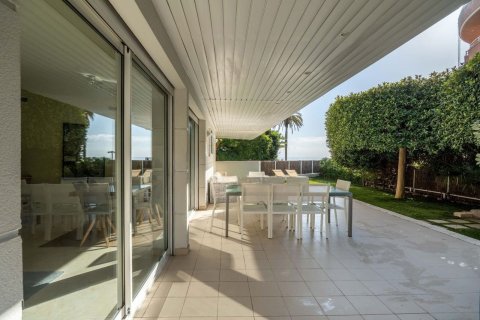 Apartamento de 4 dormitorios en venta en Sitges, Barcelona, Cataluña, Spain № 7104 - foto 20