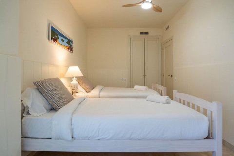 Apartamento de 4 dormitorios en venta en Sitges, Barcelona, Cataluña, Spain № 7104 - foto 27