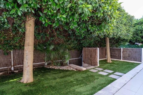 Apartamento de 4 dormitorios en venta en Sitges, Barcelona, Cataluña, Spain № 7104 - foto 16