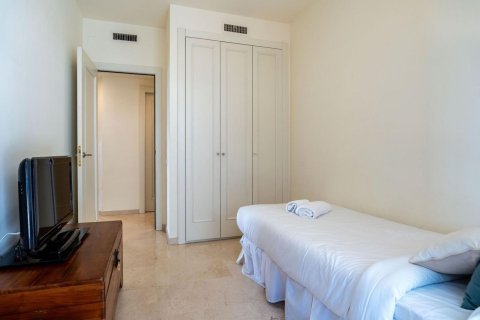 Apartamento de 4 dormitorios en venta en Sitges, Barcelona, Cataluña, Spain № 7104 - foto 25