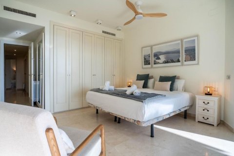 Apartamento de 4 dormitorios en venta en Sitges, Barcelona, Cataluña, Spain № 7104 - foto 2