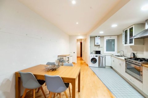 1 bedroom apartment for sale in Barcelona, Catalonia, Spain № 7108 - photo 24