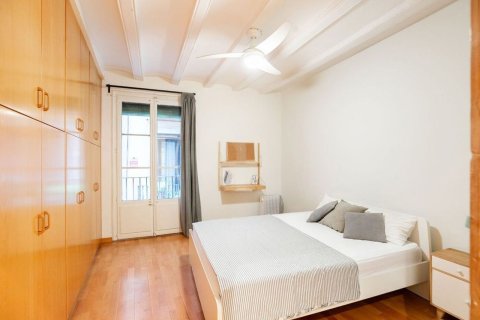 1 bedroom apartment for sale in Barcelona, Catalonia, Spain № 7108 - photo 13