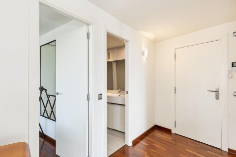 2 bedrooms apartment for sale in Barcelona, Catalonia, Spain № 7105 - photo 18