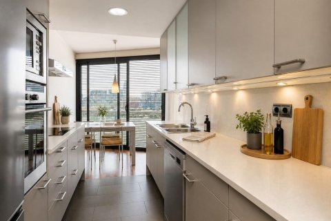 2 bedrooms apartment for sale in Barcelona, Catalonia, Spain № 7105 - photo 19