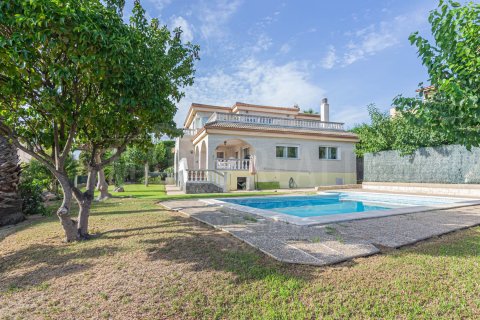 Villa de 8 dormitorios en venta en Lloret de Mar, Gerona, Cataluña, Spain № 976