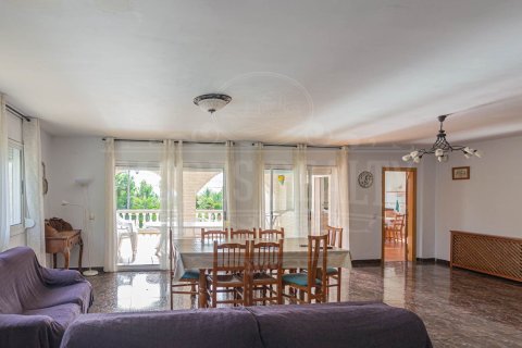 Villa de 8 dormitorios en venta en Lloret de Mar, Gerona, Cataluña, Spain № 976 - foto 6
