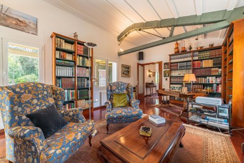 5 bedrooms house for sale in Arenys de Munt, Barcelona, Catalonia, Spain № 7661 - photo 27
