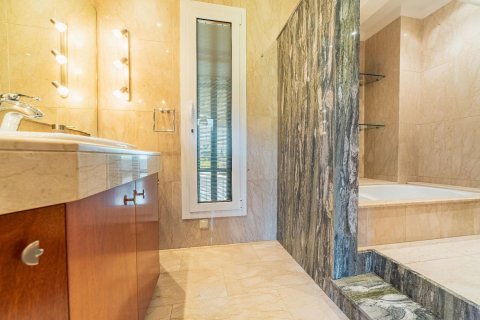5 bedrooms house for sale in Arenys de Munt, Barcelona, Catalonia, Spain № 7661 - photo 30