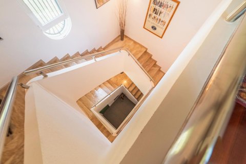 5 bedrooms house for sale in Arenys de Munt, Barcelona, Catalonia, Spain № 7661 - photo 24