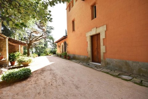 12 bedrooms house for sale in Barcelona, Catalonia, Spain № 7662 - photo 21