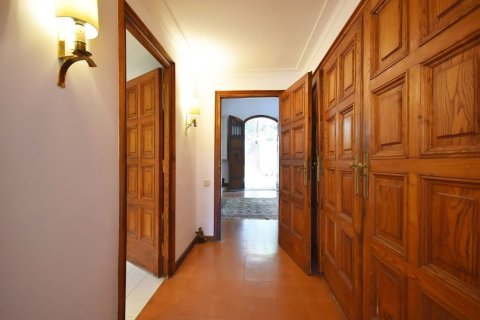 12 bedrooms house for sale in Barcelona, Catalonia, Spain № 7662 - photo 14