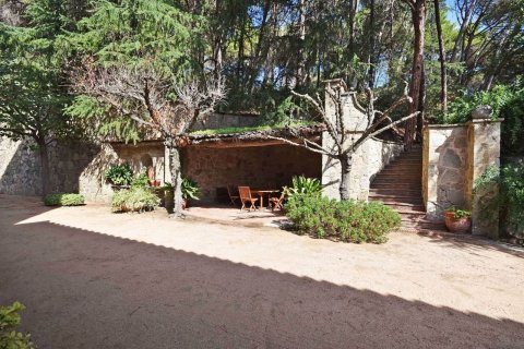 12 bedrooms house for sale in Barcelona, Catalonia, Spain № 7662 - photo 30