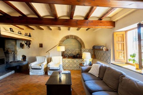 Сasa de 8 dormitorios en venta en Barcelona, Cataluña, Spain № 7660 - foto 21