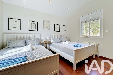 Сasa de 6 dormitorios en venta en Olivella, Barcelona, Cataluña, Spain № 7408 - foto 8