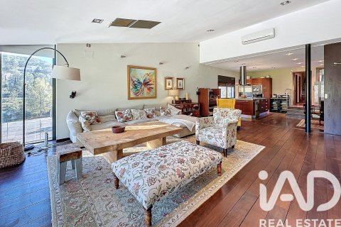 Сasa de 6 dormitorios en venta en Olivella, Barcelona, Cataluña, Spain № 7408 - foto 21