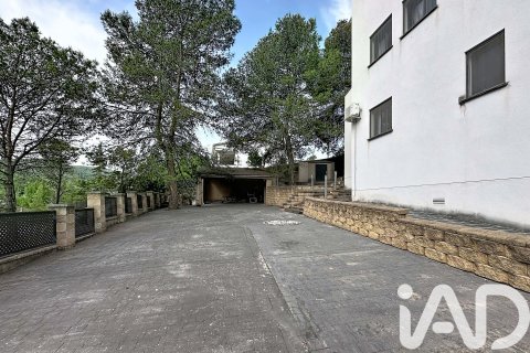 Сasa de 6 dormitorios en venta en Olivella, Barcelona, Cataluña, Spain № 7408 - foto 30