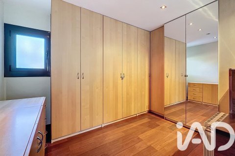 Сasa de 6 dormitorios en venta en Olivella, Barcelona, Cataluña, Spain № 7408 - foto 13