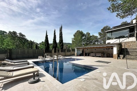 Сasa de 6 dormitorios en venta en Olivella, Barcelona, Cataluña, Spain № 7408