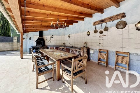 Сasa de 6 dormitorios en venta en Olivella, Barcelona, Cataluña, Spain № 7408 - foto 28
