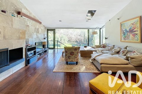Сasa de 6 dormitorios en venta en Olivella, Barcelona, Cataluña, Spain № 7408 - foto 23