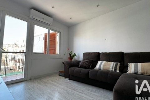 Apartamento de 3 dormitorios en venta en Sitges, Barcelona, Cataluña, Spain № 7407