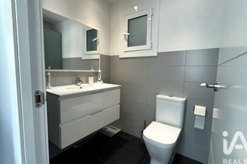 3 bedrooms apartment for sale in Sitges, Barcelona, Catalonia, Spain № 7407 - photo 9