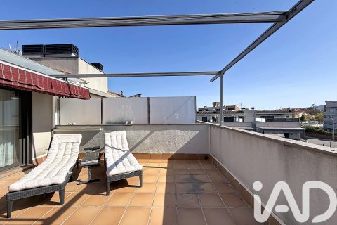 Dúplex de 3 dormitorios en venta en Montornès del Vallès, Barcelona, Cataluña, Spain № 7411 - foto 4