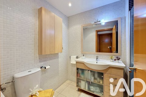 Dúplex de 3 dormitorios en venta en Montornès del Vallès, Barcelona, Cataluña, Spain № 7411 - foto 14