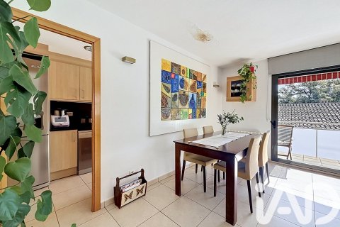 Dúplex de 3 dormitorios en venta en Montornès del Vallès, Barcelona, Cataluña, Spain № 7411 - foto 19