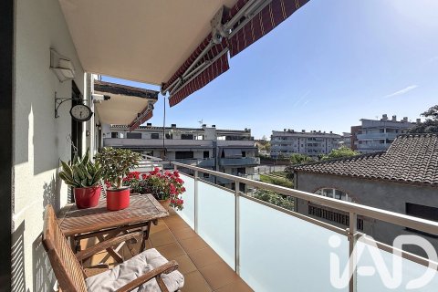 Dúplex de 3 dormitorios en venta en Montornès del Vallès, Barcelona, Cataluña, Spain № 7411
