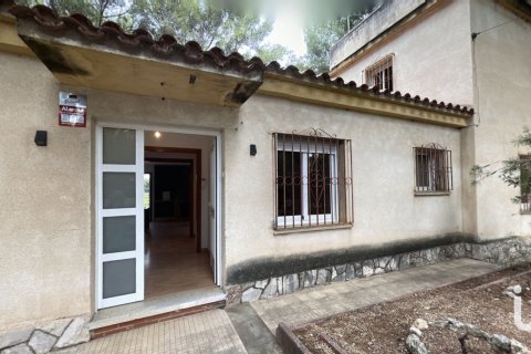 Сasa de 4 dormitorios en venta en El Catllar, Tarragona, Cataluña, Spain № 5032 - foto 3