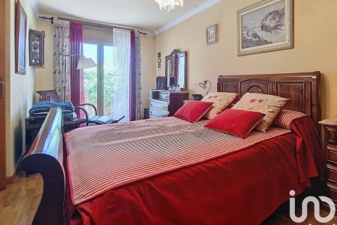 Сasa de 4 dormitorios en venta en Sant Fost de Campsentelles, Barcelona, Cataluña, Spain № 5031 - foto 15
