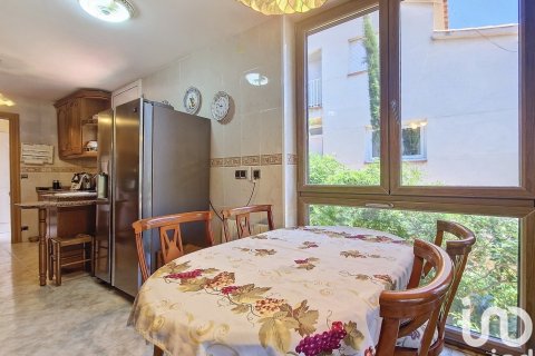 Сasa de 4 dormitorios en venta en Sant Fost de Campsentelles, Barcelona, Cataluña, Spain № 5031 - foto 8