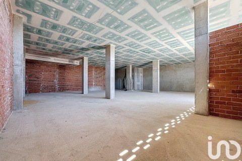 Propiedad comercial de 1 dormitorio en venta en Badalona, Barcelona, Cataluña, Spain № 5030 - foto 4