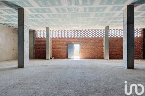 Propiedad comercial de 1 dormitorio en venta en Badalona, Barcelona, Cataluña, Spain № 5030 - foto 2