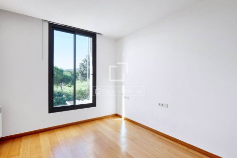 Villa de 4 dormitorios en venta en Sant Vicenc De Montalt, Barcelona, Cataluña, Spain № 4457 - foto 22