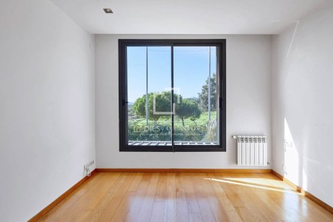 Villa de 4 dormitorios en venta en Sant Vicenc De Montalt, Barcelona, Cataluña, Spain № 4457 - foto 18