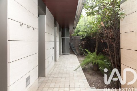 Dúplex de 5 dormitorios en venta en Barcelona, Cataluña, Spain № 4620 - foto 26