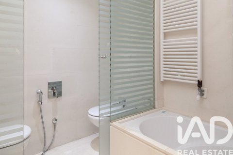 Dúplex de 5 dormitorios en venta en Barcelona, Cataluña, Spain № 4620 - foto 27
