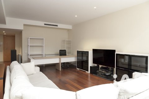 Dúplex de 5 dormitorios en venta en Barcelona, Cataluña, Spain № 4620 - foto 18